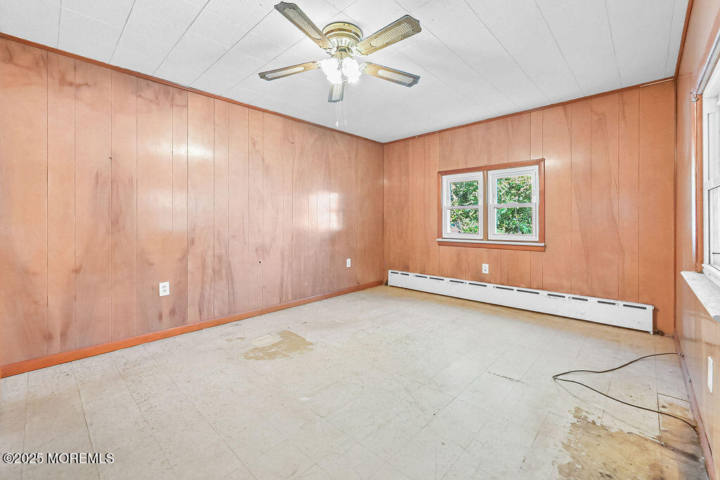 108 West Concourse Keyport, NJ 07735 - Photo 29 of 32 108_w_concourse_014