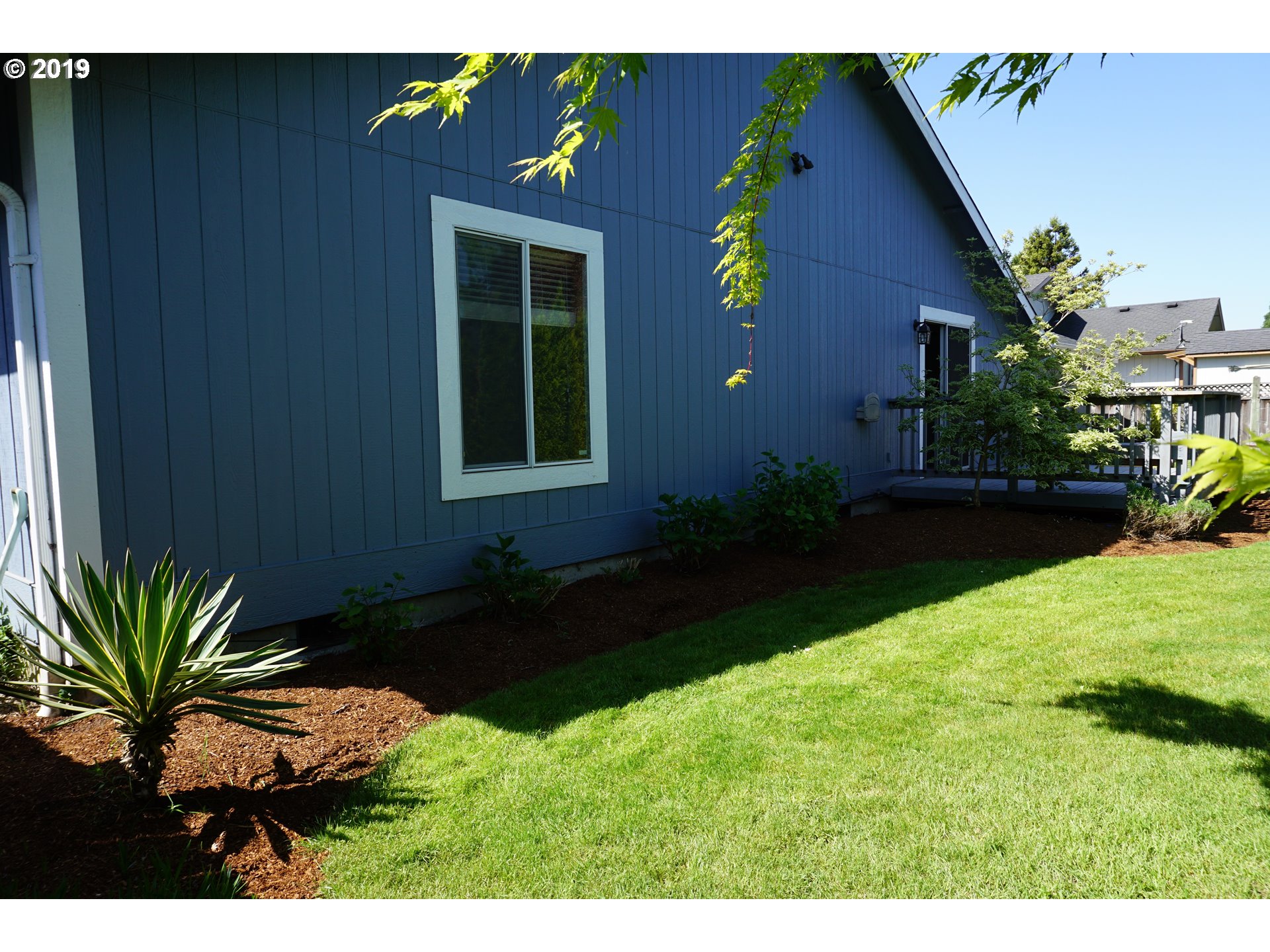 7282 B Street Springfield, OR 97478 - Photo 4 of 27
