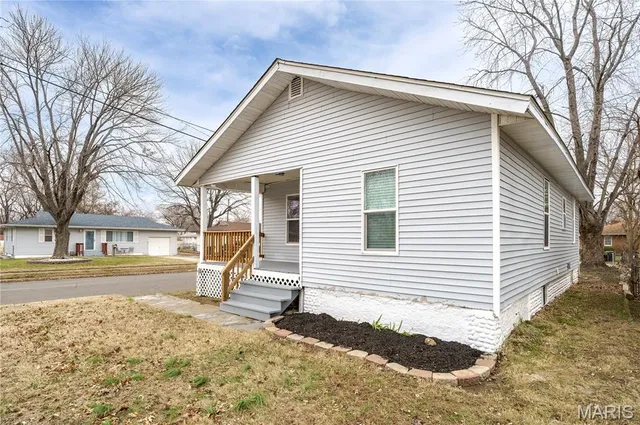 $99,900 | 3028 Marshall Avenue, Granite City, IL 62040