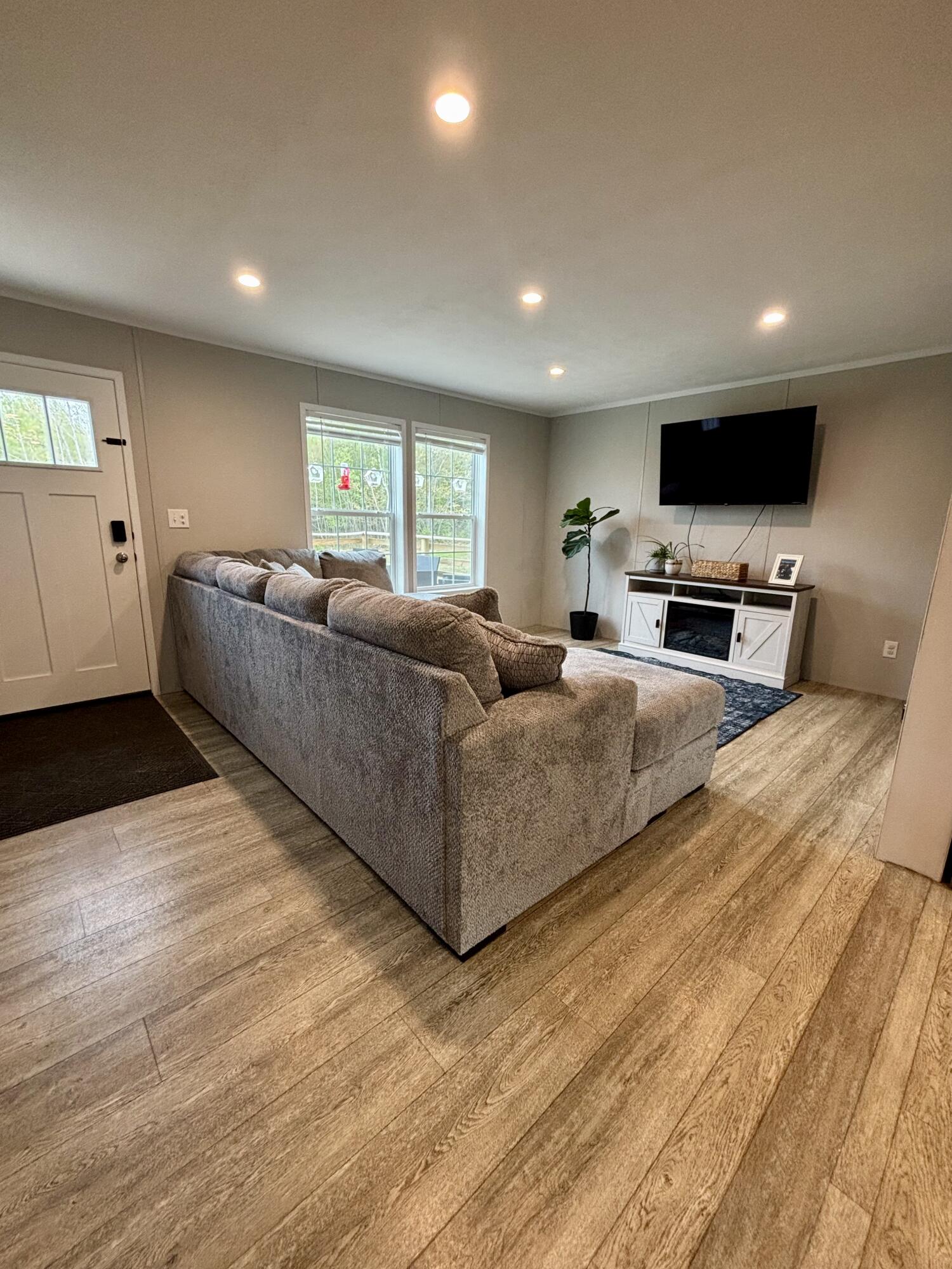 318 Old Belfast Road Frankfort, ME 04438 - Photo 5 of 26
