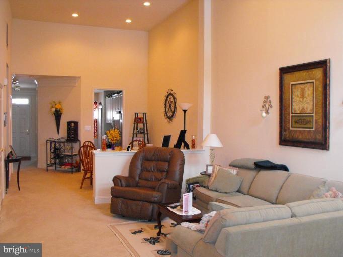 13128 Winding Trail Road Laurel, MD 20707 - Photo 6 of 13 Living Room/Dining Room