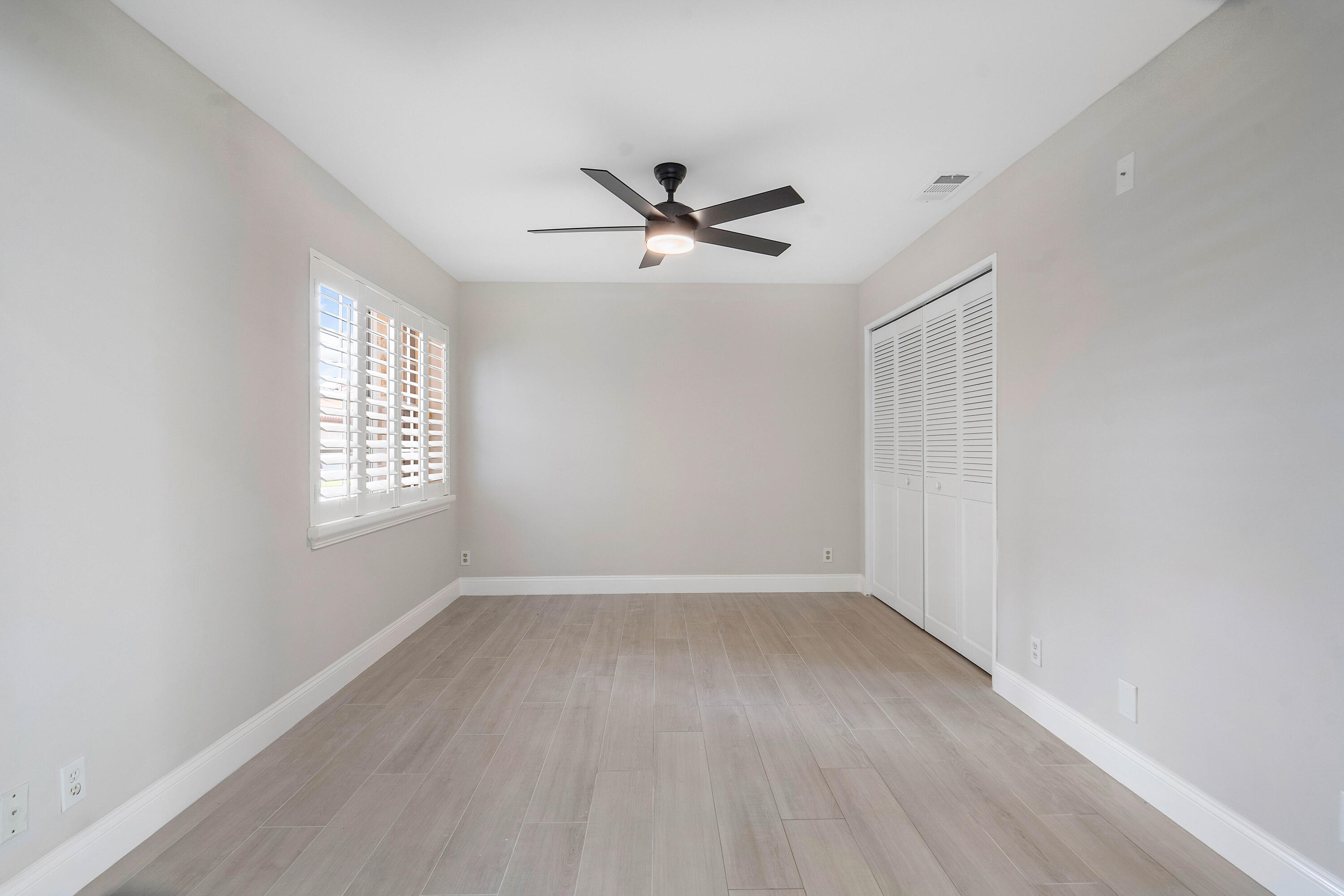 8031 Nadmar Avenue Boca Raton, FL 33434 - Photo 15 of 34 015-8031NadmarAvenue-BocaRaton-FL-33434-