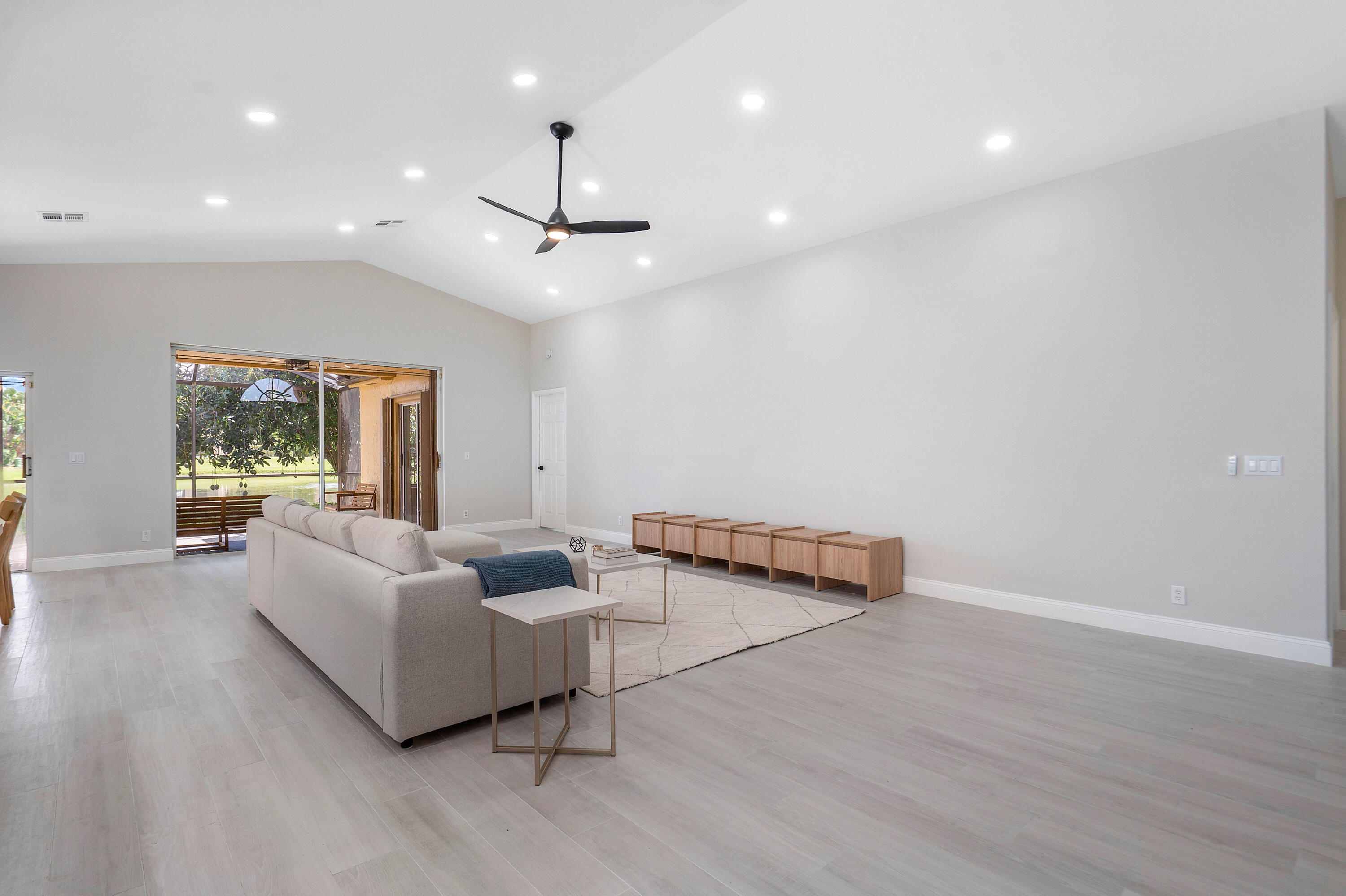 8031 Nadmar Avenue Boca Raton, FL 33434 - Photo 6 of 34 006-8031NadmarAvenue-BocaRaton-FL-33434-