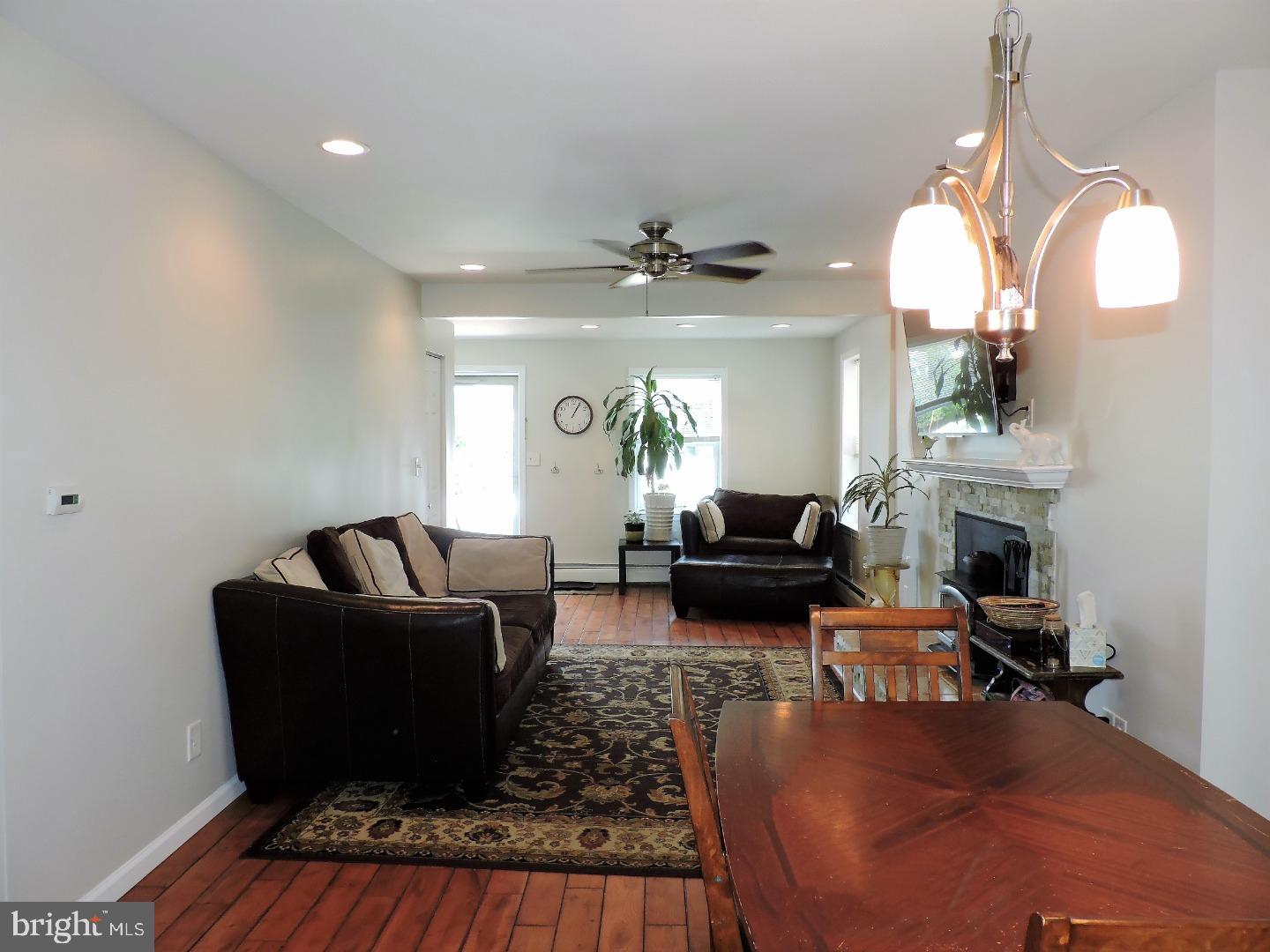 322 County Avenue Maple Shade, NJ 08052 - Photo 4 of 25 Gallery Image 4