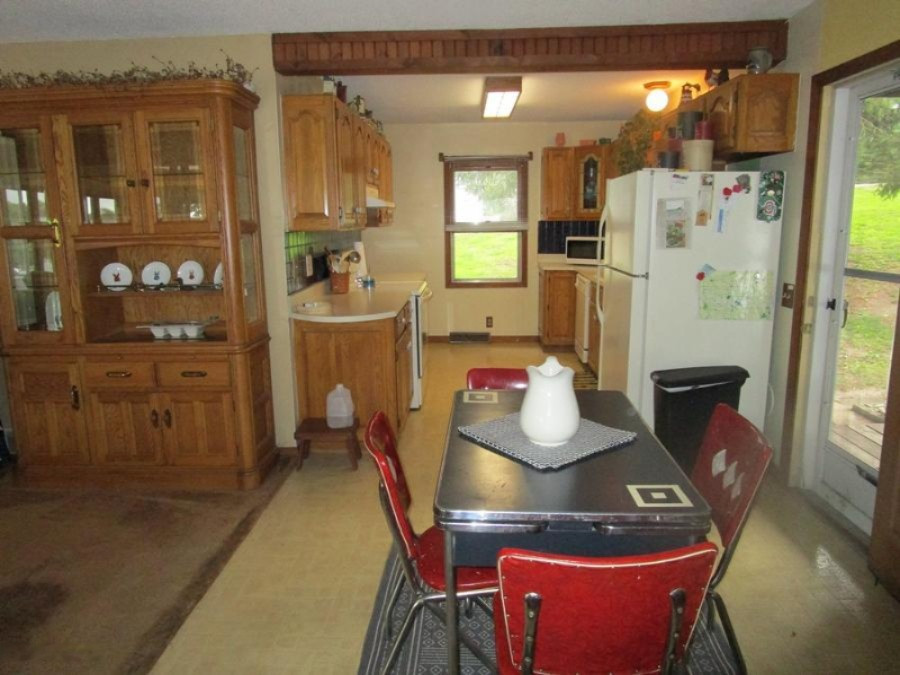 7456 Taft Road Mecosta, MI 49332 - Photo 4 of 43 4 Dining Kitchen