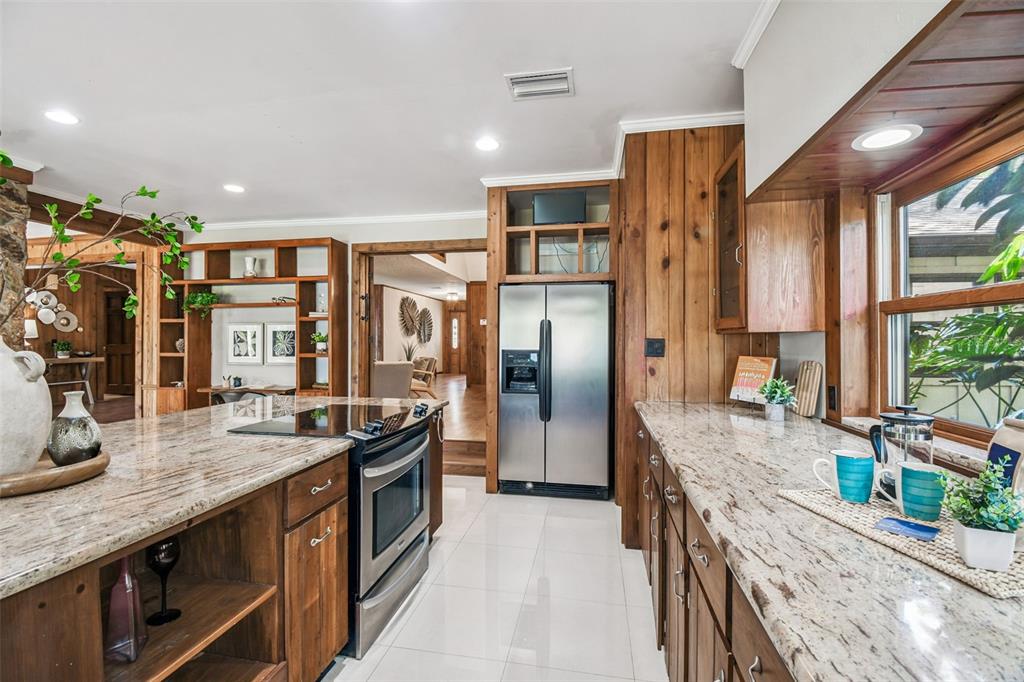 8011 North Mobley Road Odessa, FL 33556 - Photo 31 of 86