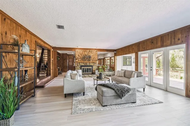 $1,199,900 | 8011 North Mobley Road, Odessa, FL 33556