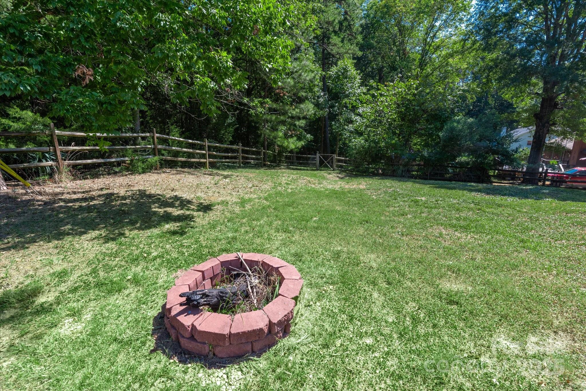 13423 Idlefield Lane Matthews, NC 28105 - Photo 25 of 26