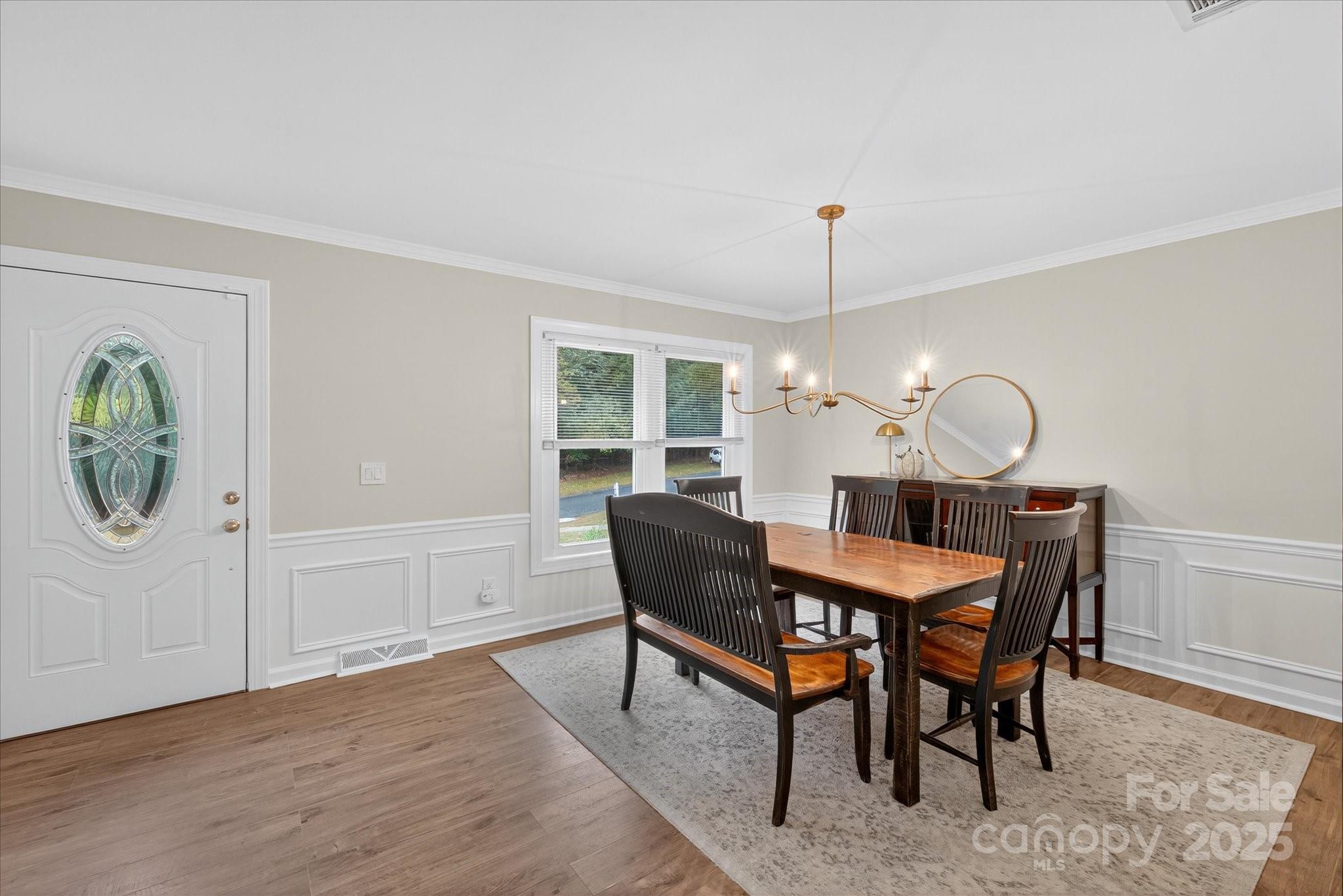 13423 Idlefield Lane Matthews, NC 28105 - Photo 3 of 26