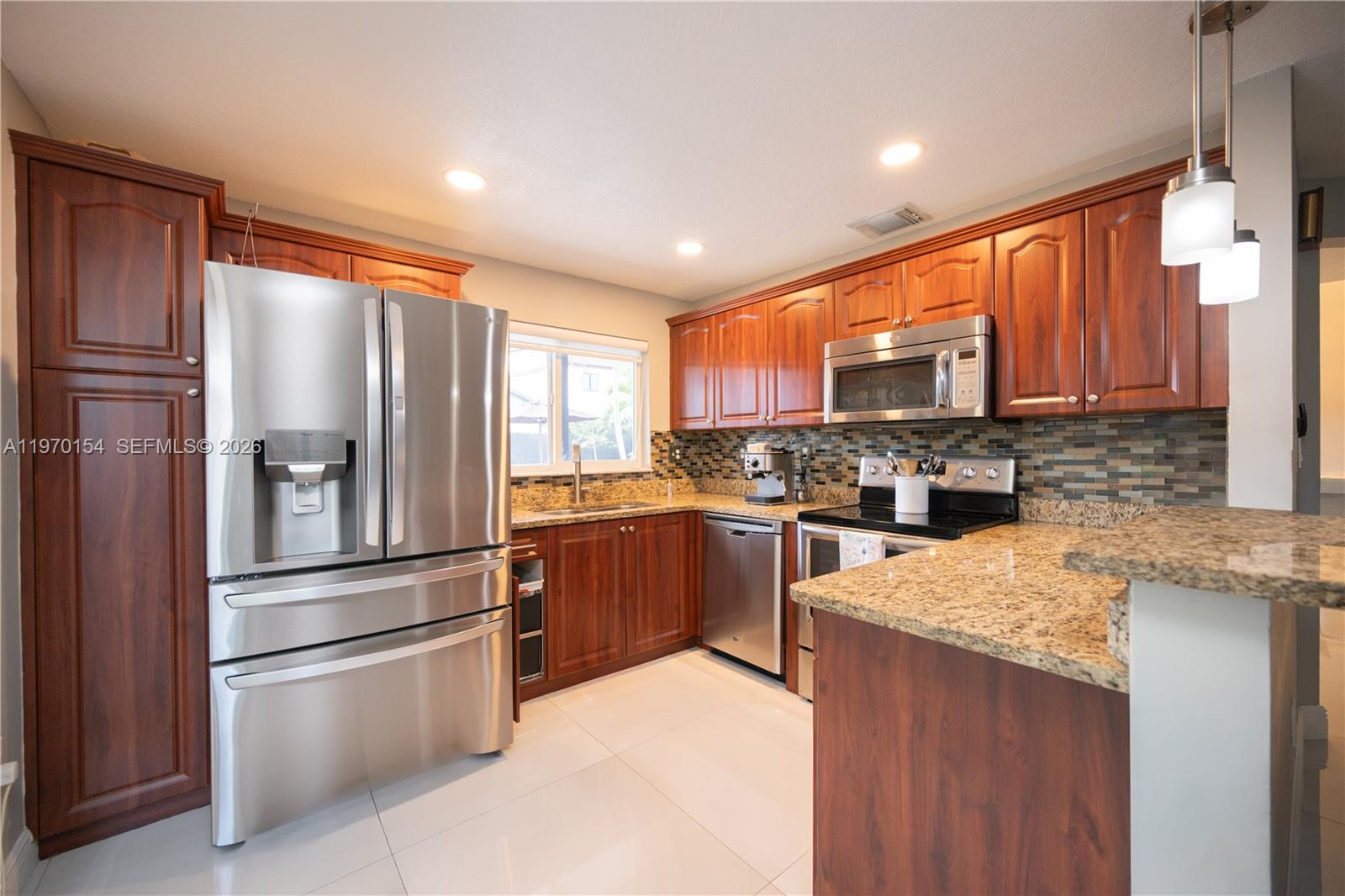 14276 Southwest 177th Street Miami, FL 33177 - Photo 14 of 49