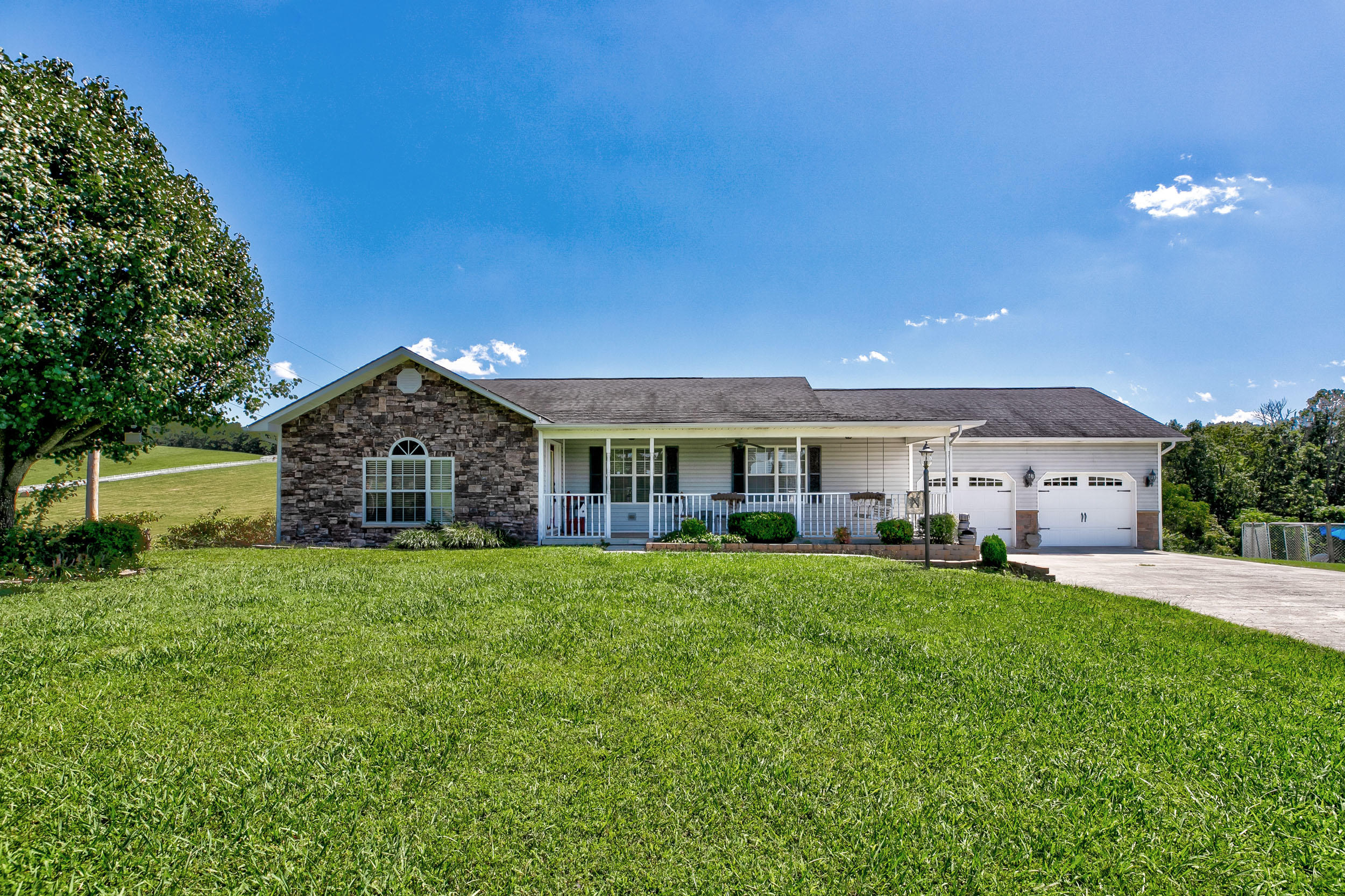 293 West High Knob Road La Follette, TN 37766 - Photo 1 of 39 293 W High Knob-1