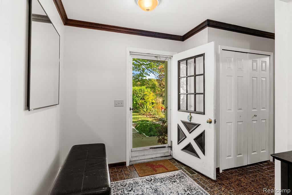 2715 Cullen Road Howell, MI 48855 - Photo 11 of 88 Gallery Image 11