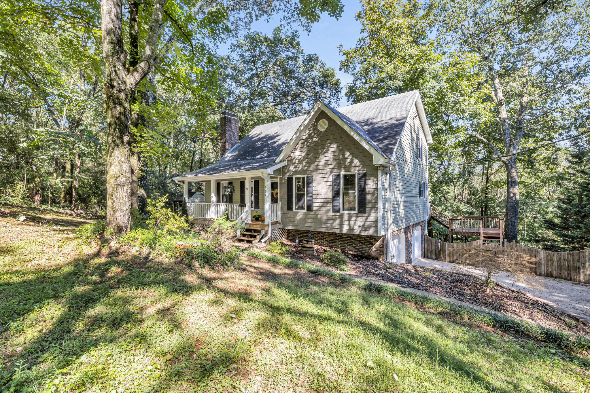 6360 Fairview Road Hixson, TN 37343 - Photo 32 of 33 4T1A0825