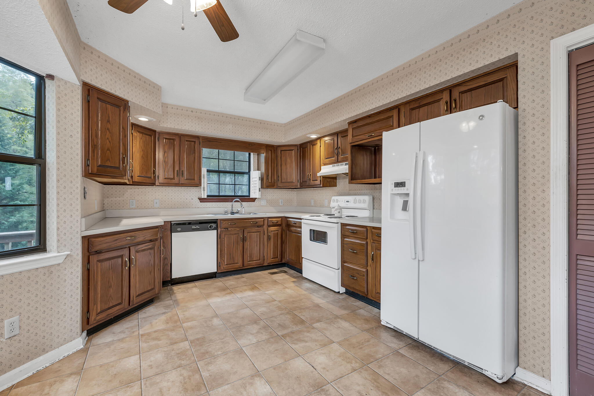 6360 Fairview Road Hixson, TN 37343 - Photo 8 of 33 4T1A0701