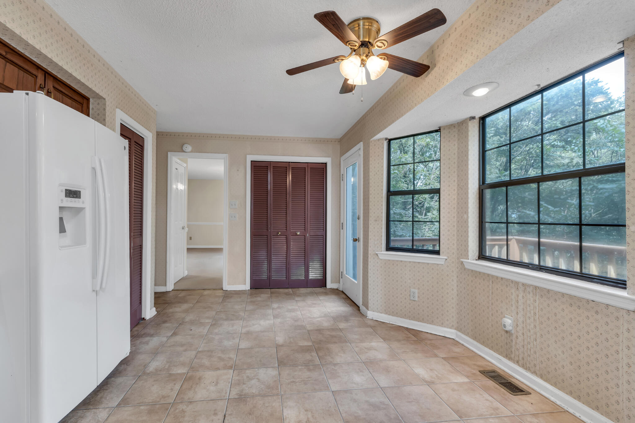 6360 Fairview Road Hixson, TN 37343 - Photo 10 of 33 4T1A0715