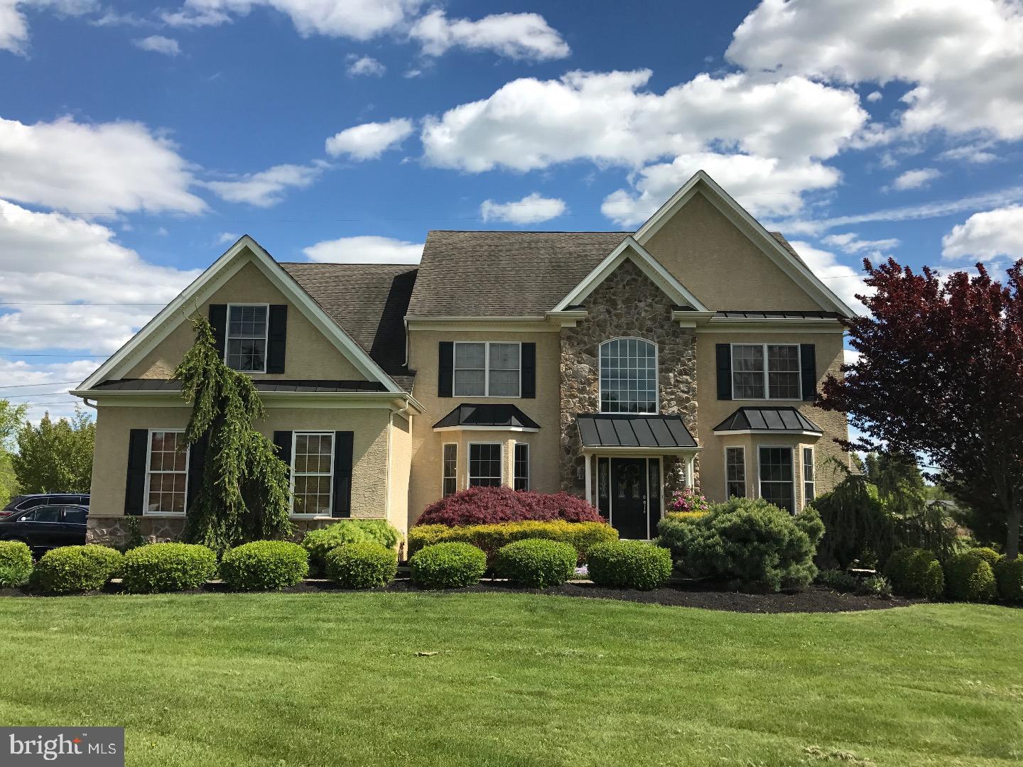 43 Alexander Road Kintnersville, PA 18930 - Photo 1 of 25 Gallery Image 1