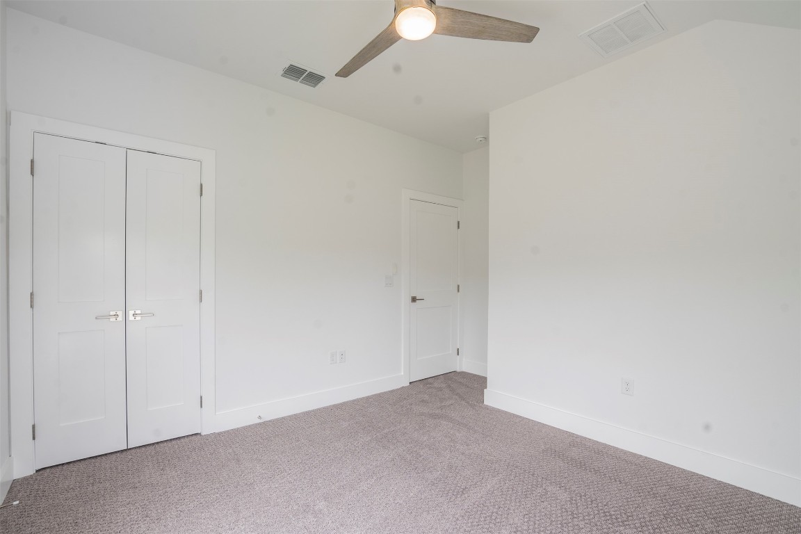 616 West Dittmar Road Austin, TX 78745 - Photo 18 of 37 a view of small space