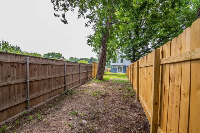 $895,000 | 616 West Dittmar Road, Austin, TX 78745