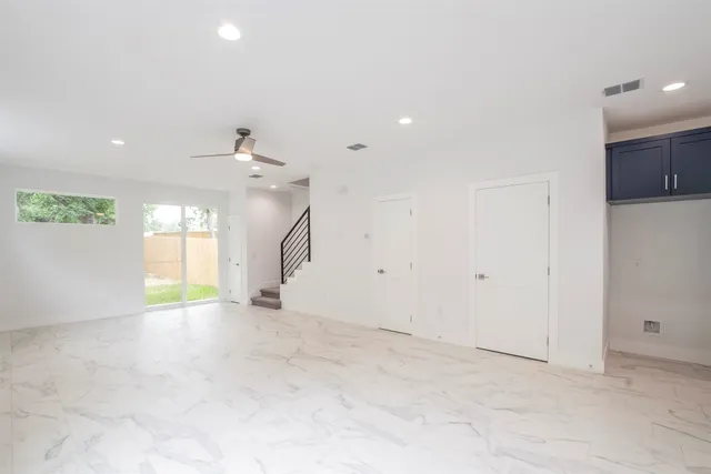 $895,000 | 616 West Dittmar Road, Austin, TX 78745