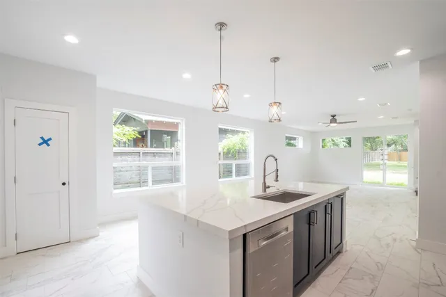 $895,000 | 616 West Dittmar Road, Austin, TX 78745