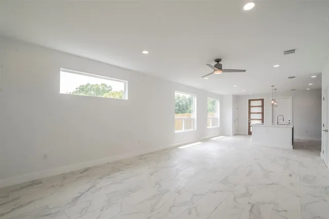 $895,000 | 616 West Dittmar Road, Austin, TX 78745