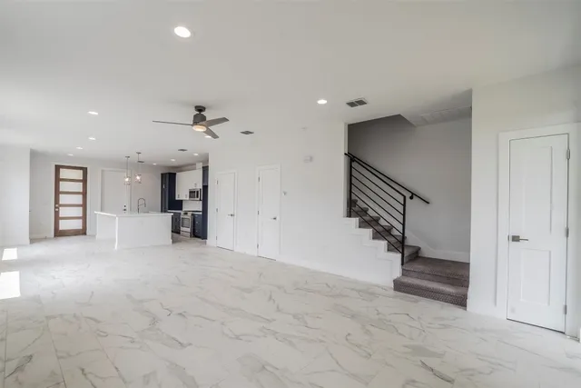 $895,000 | 616 West Dittmar Road, Austin, TX 78745