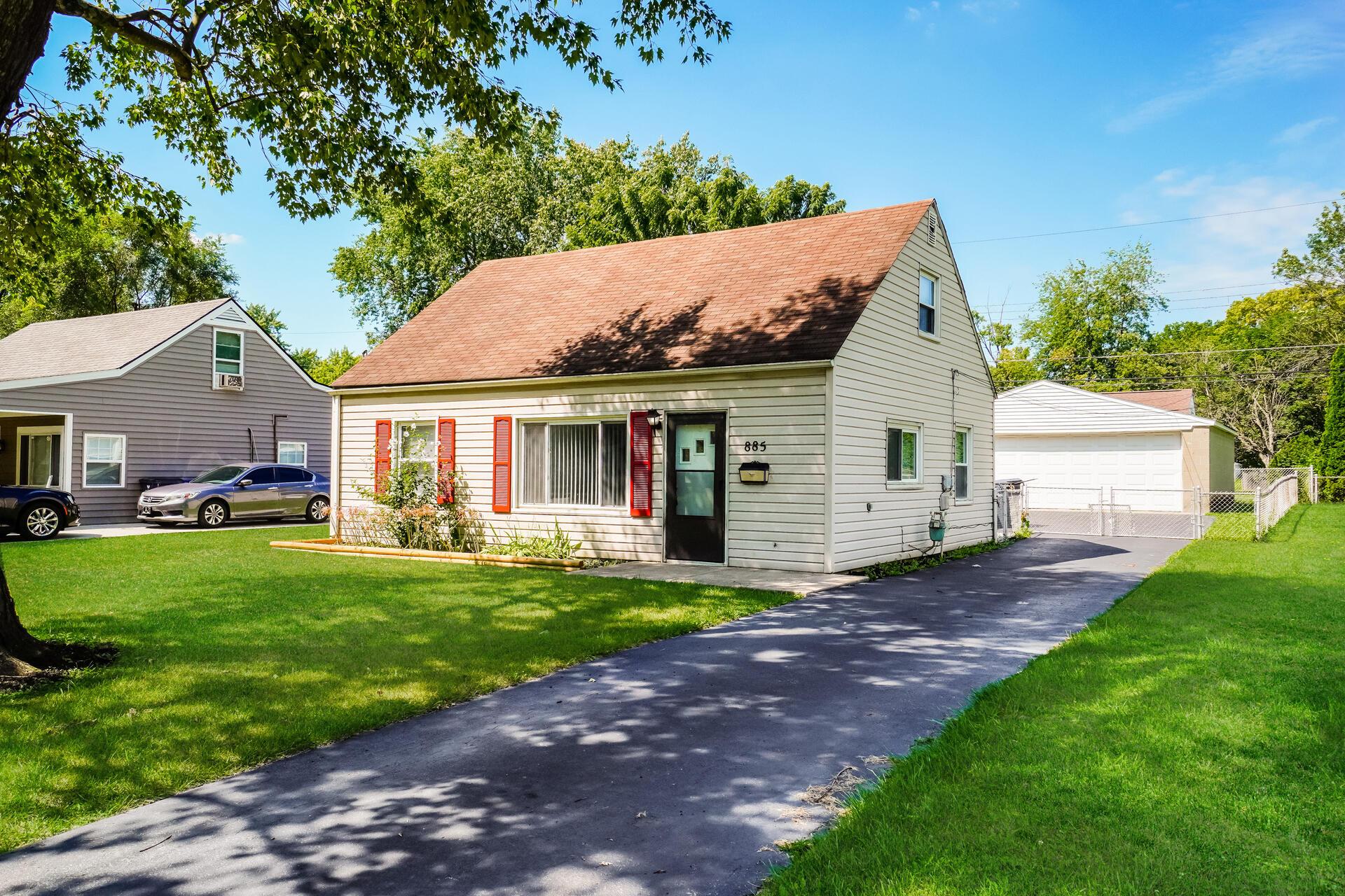 885 Duke Road Columbus, OH 43213 - Photo 13 of 13 1 Front4