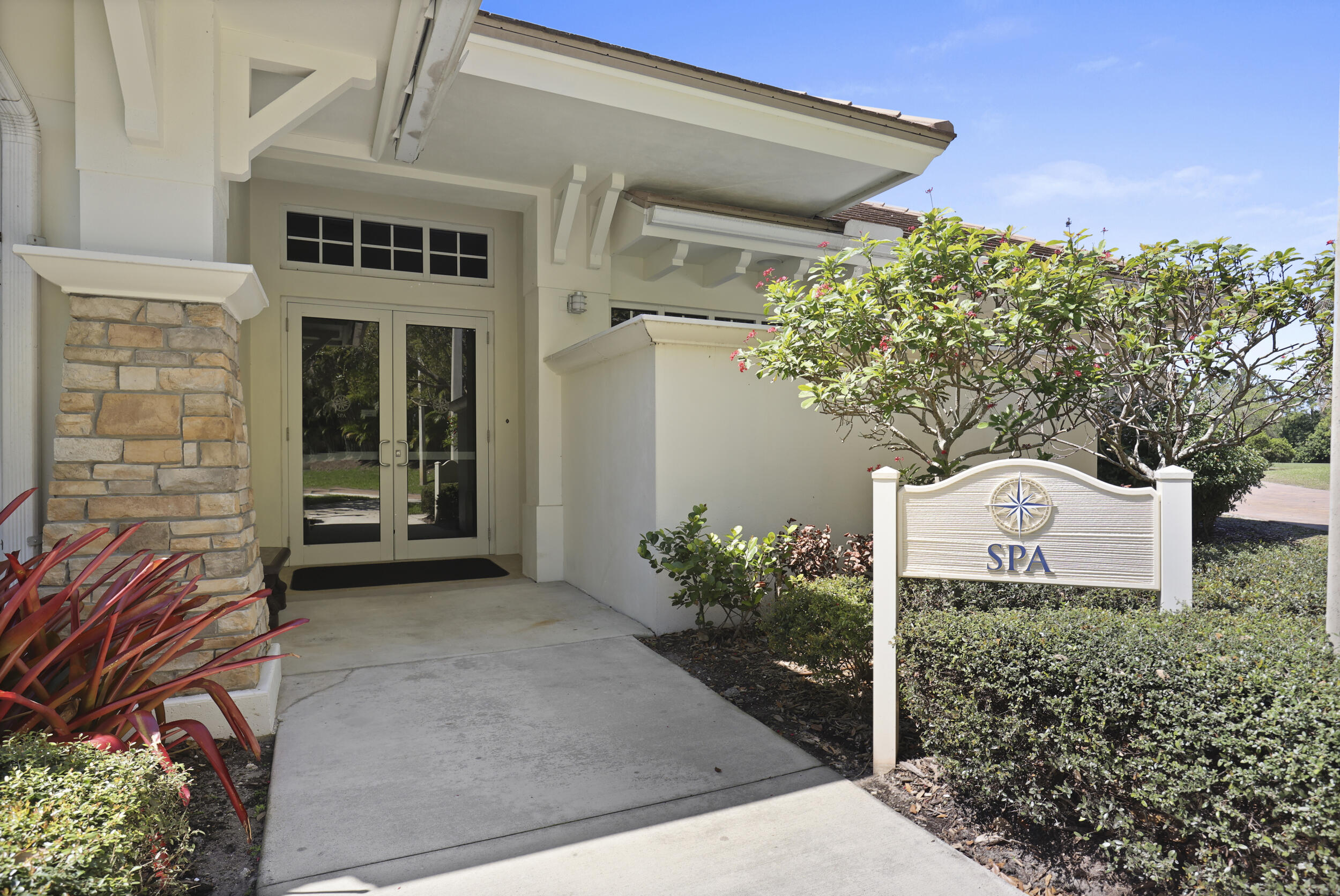 5172 Southeast Club Way, Unit 207 Stuart, FL 34997 - Photo 76 of 87 Spa