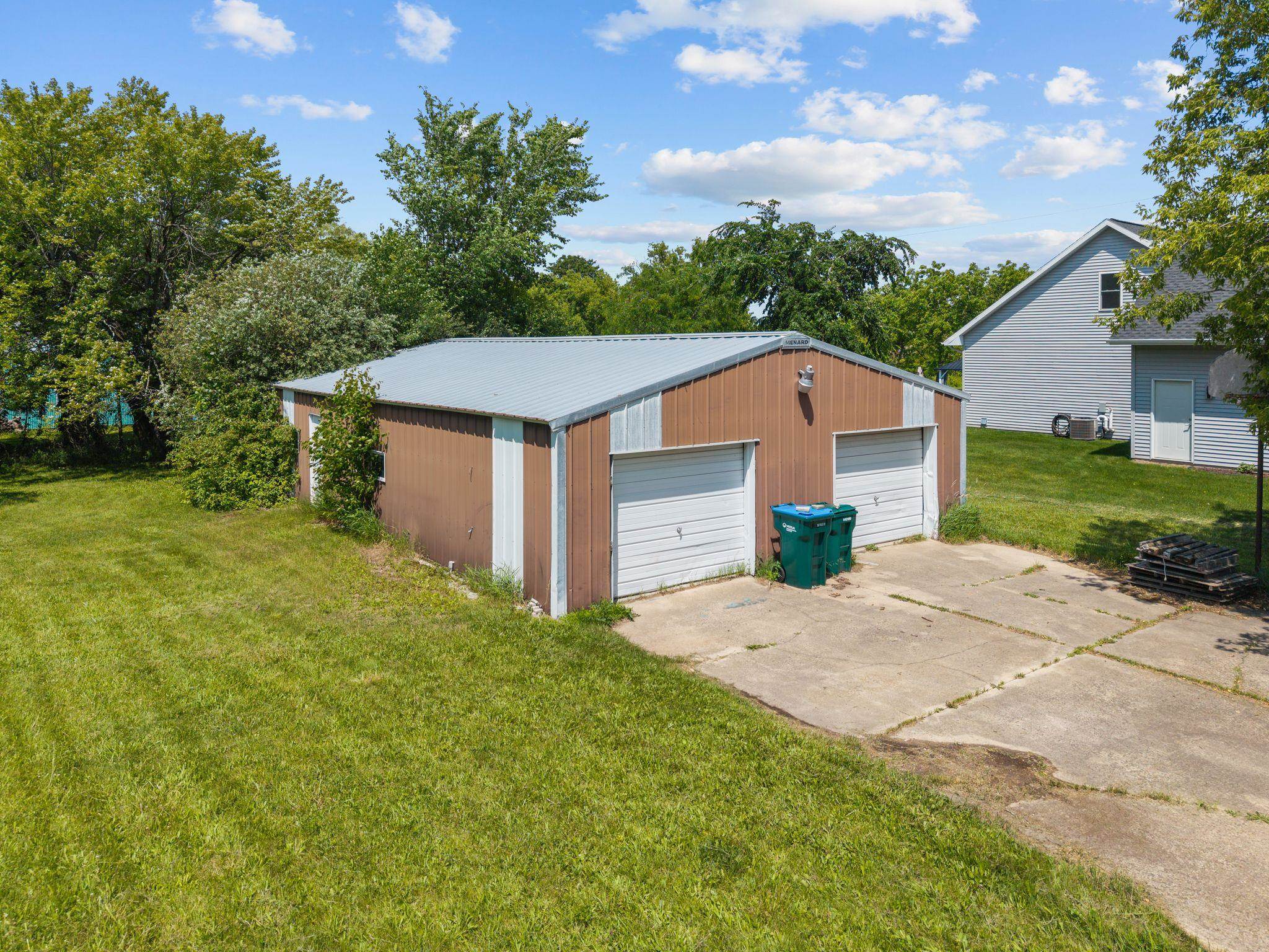 3620 West Capitol Drive Appleton, WI 54914 - Photo 3 of 12
