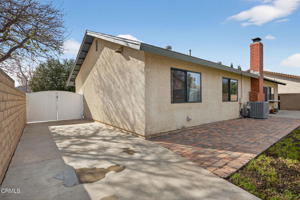 5995 Cochran Street Simi Valley, CA 93063 - Photo 19 of 22