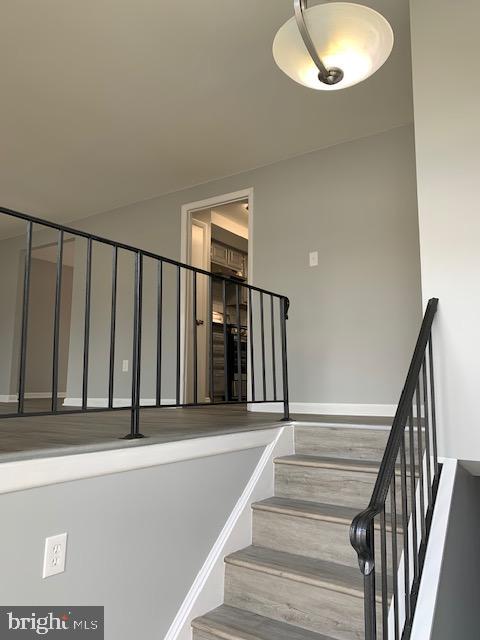 7931 Orange Plank Road Springfield, VA 22153 - Photo 6 of 28 Gallery Image 6