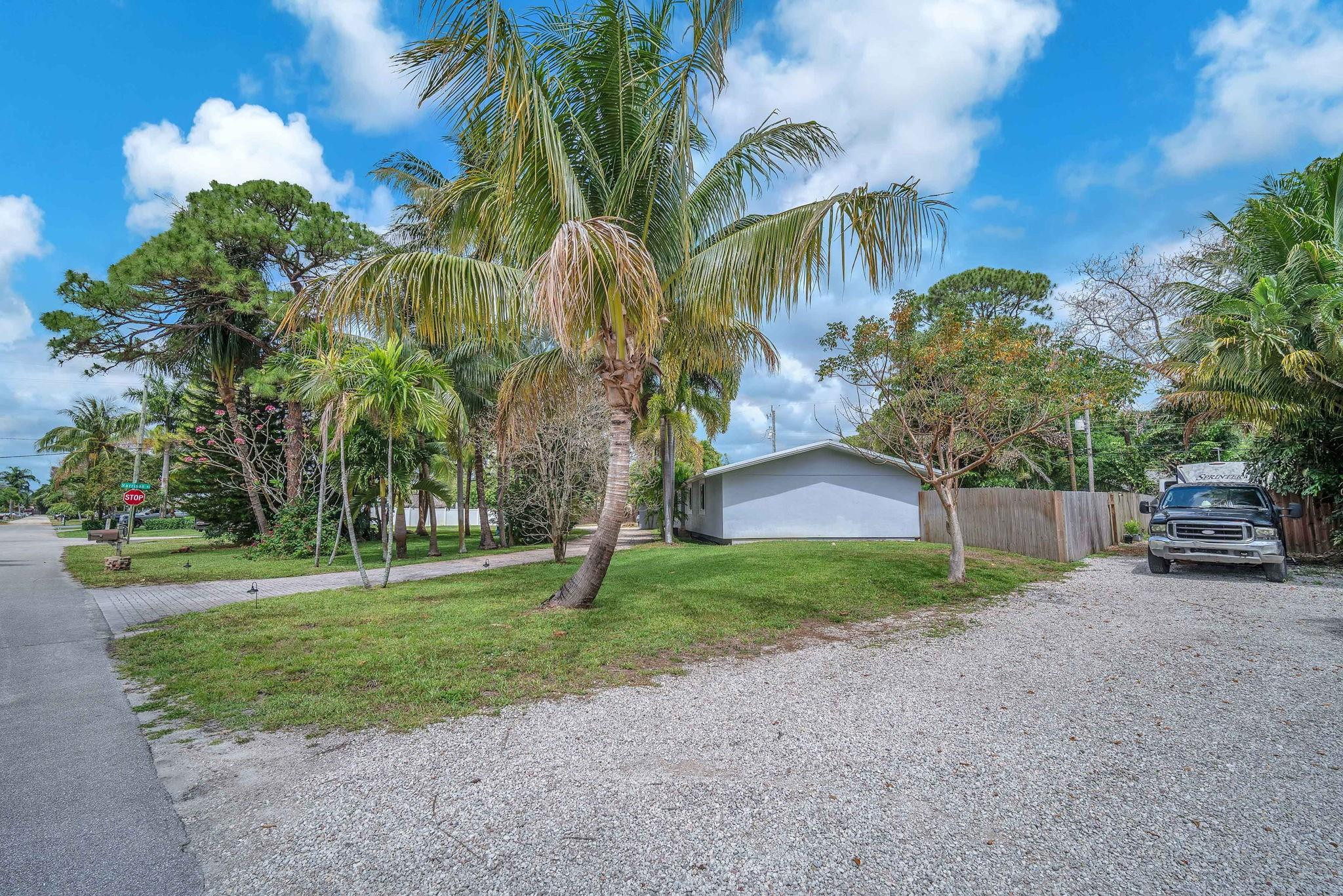 5227 Buchanan Road Delray Beach, FL 33484 - Photo 4 of 43 Photo 4