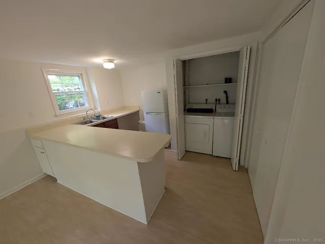 $4,000 | 515 Newtown Turnpike, Weston, CT 06883