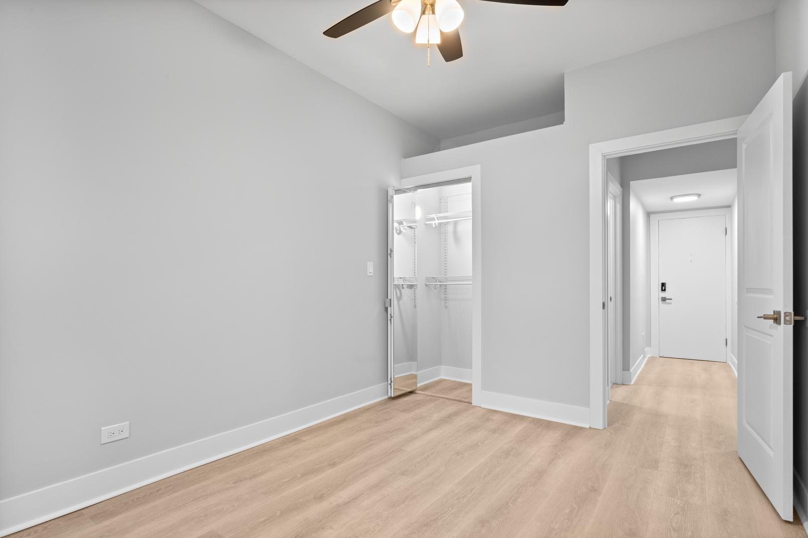 7600 North Sheridan Road, Unit 207 Chicago, IL 60626 - Photo 4 of 9