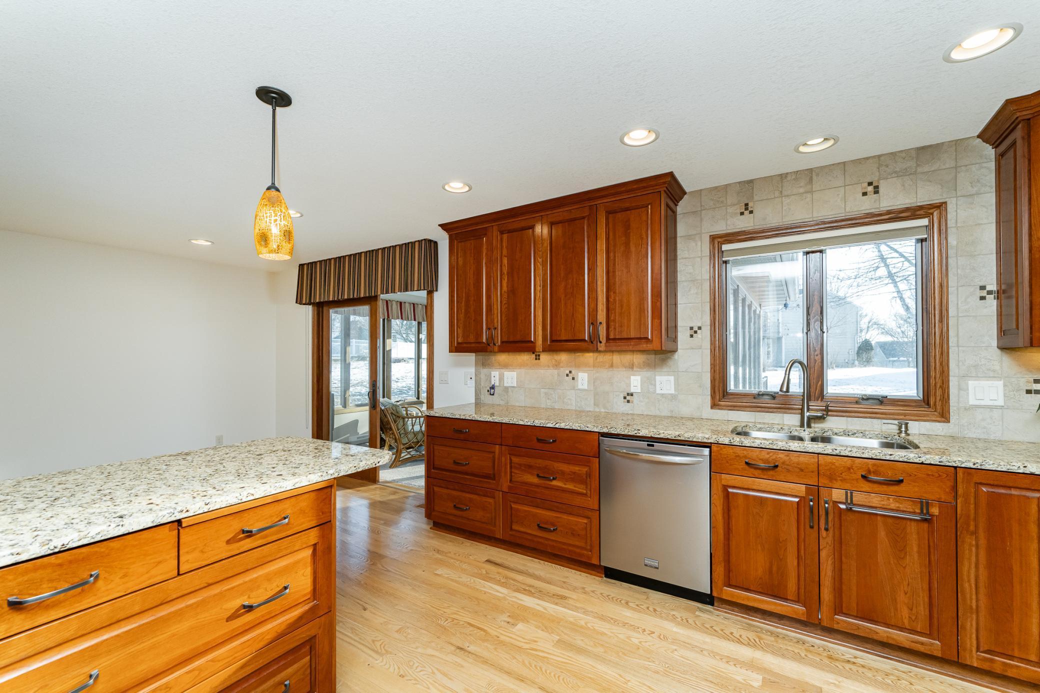 1504 20th Avenue Northeast Rochester, MN 55906 - Photo 11 of 35