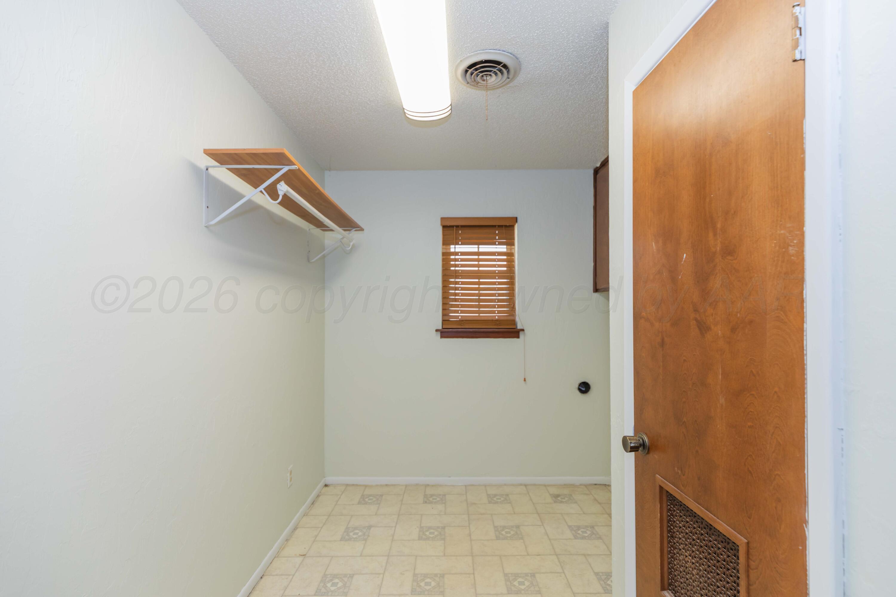 3712 Rutson Drive Amarillo, TX 79109 - Photo 37 of 45 UTILITY VIEW 1