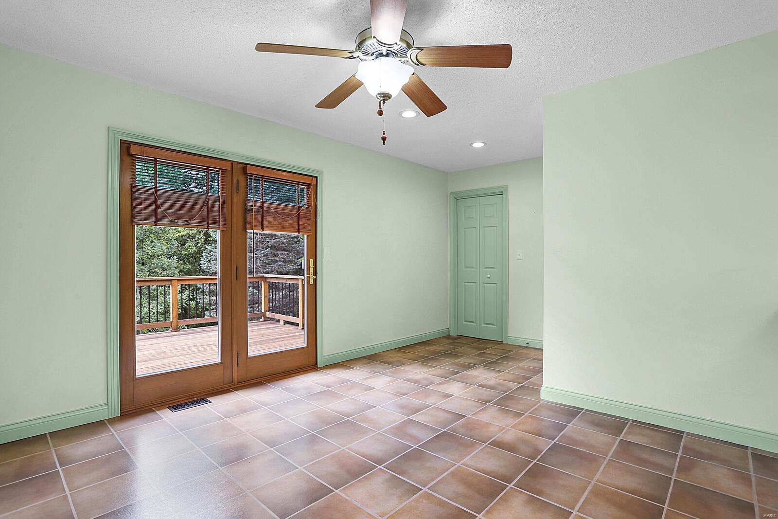 445 Piggott Ridge Lane Alton, IL 62002 - Photo 13 of 48 Gallery Image 13