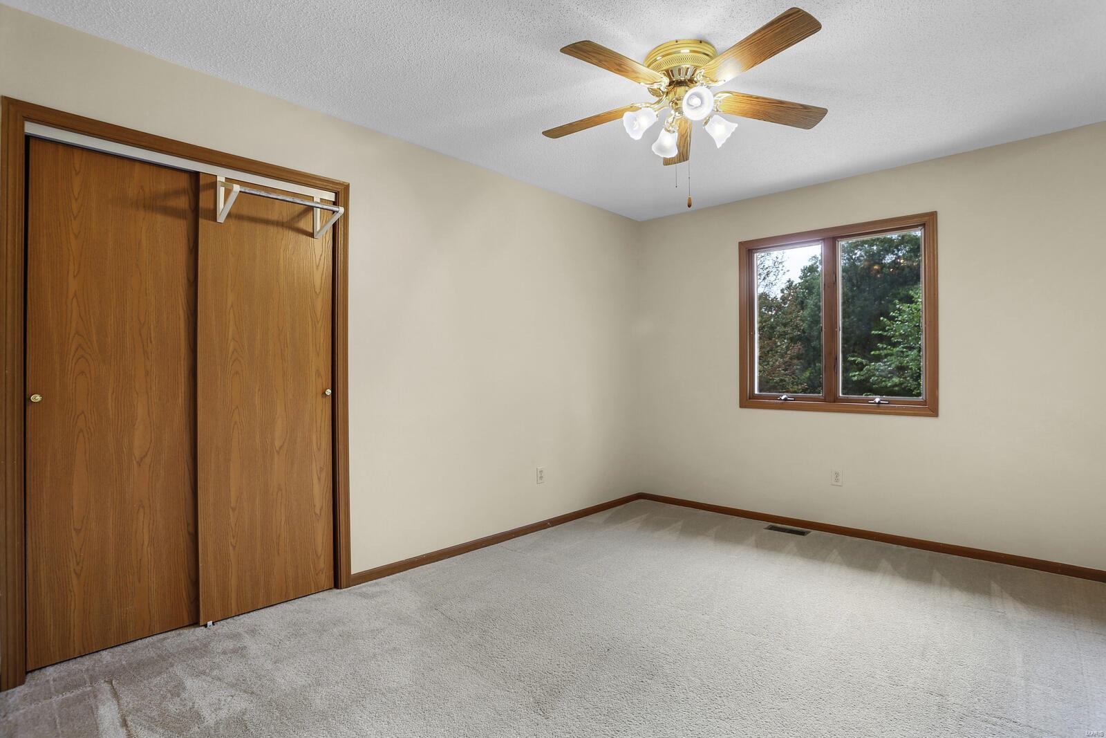 445 Piggott Ridge Lane Alton, IL 62002 - Photo 19 of 48 Gallery Image 19