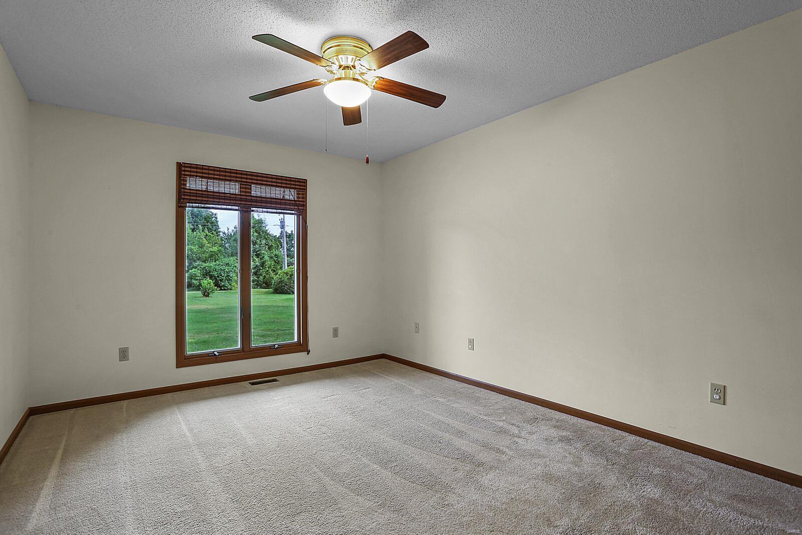 445 Piggott Ridge Lane Alton, IL 62002 - Photo 20 of 48 Gallery Image 20