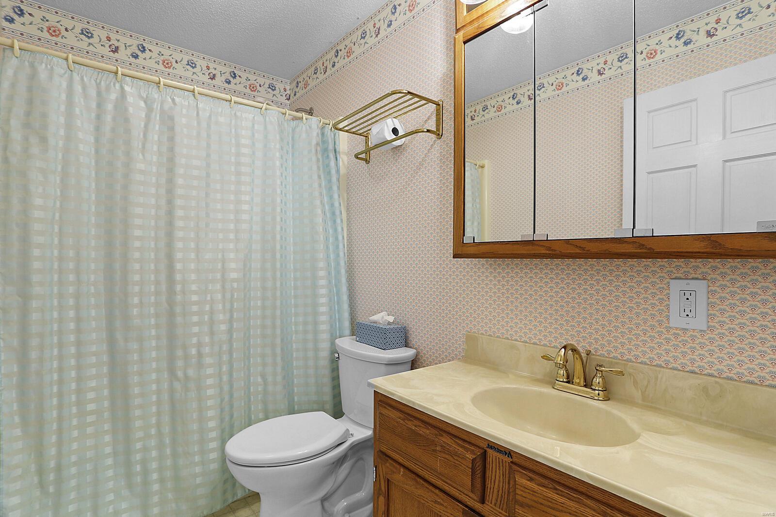 445 Piggott Ridge Lane Alton, IL 62002 - Photo 22 of 48 Gallery Image 22