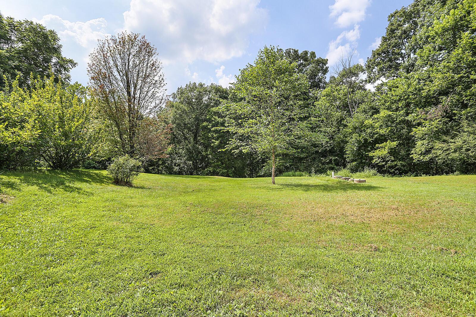 445 Piggott Ridge Lane Alton, IL 62002 - Photo 40 of 48 Gallery Image 40