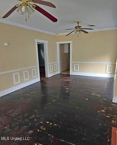 $24,900 | 423 Cedar Street, Greenville, MS 38701