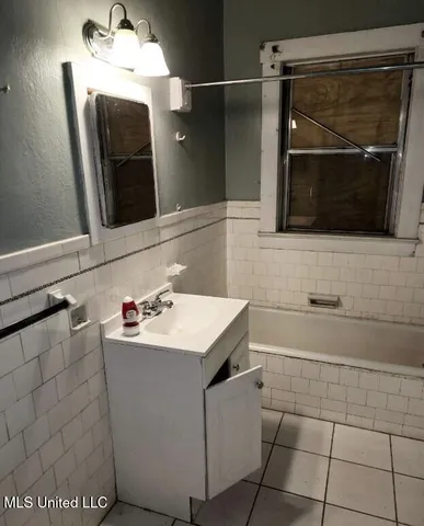 $24,900 | 423 Cedar Street, Greenville, MS 38701