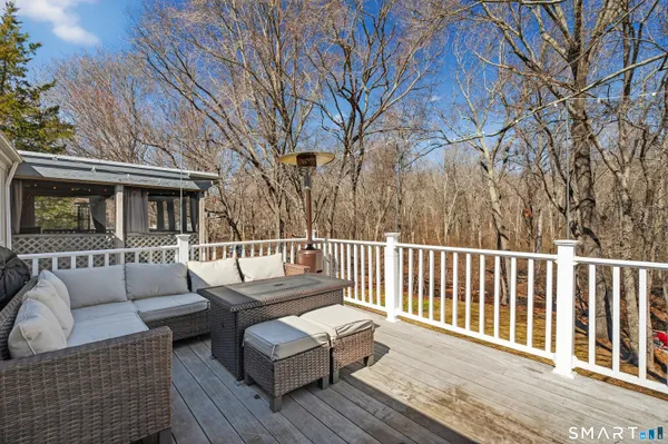 $699,000 | 18 Riverside Terrace, Madison, CT 06443