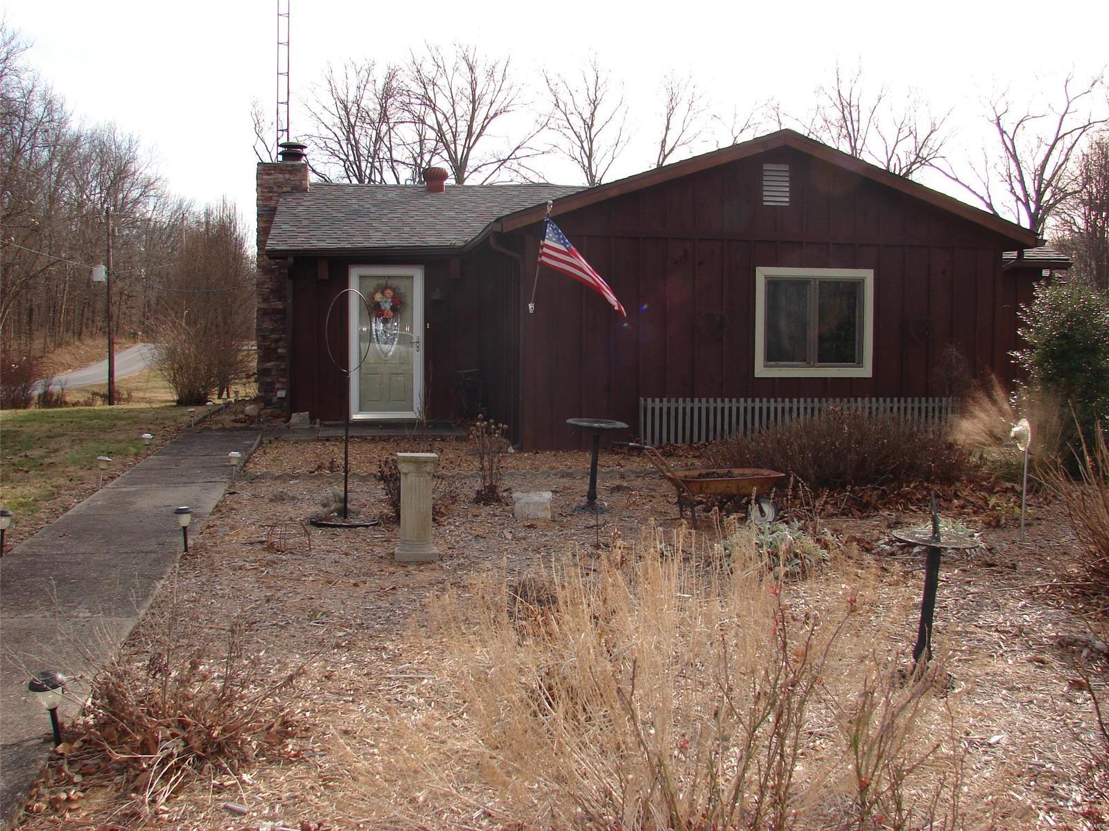 4221 West Lake Road Pinckneyville, IL 62274 - Photo 2 of 21 Gallery Image 2