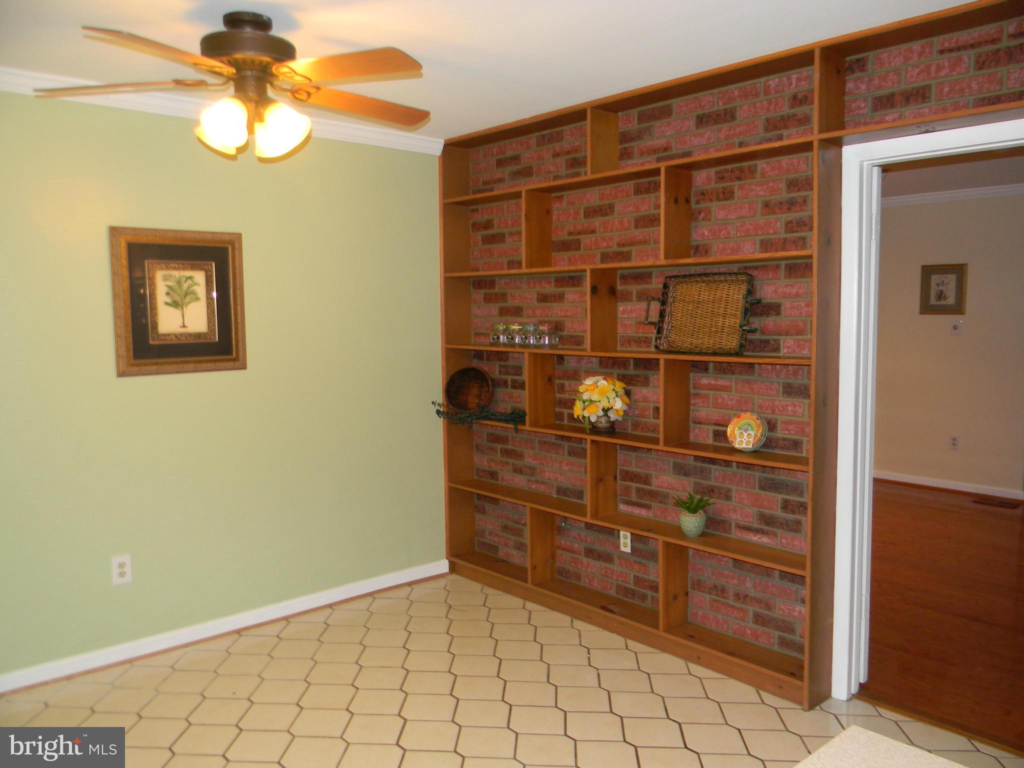 12502 Ivory Pass Laurel, MD 20708 - Photo 12 of 30 Family Room