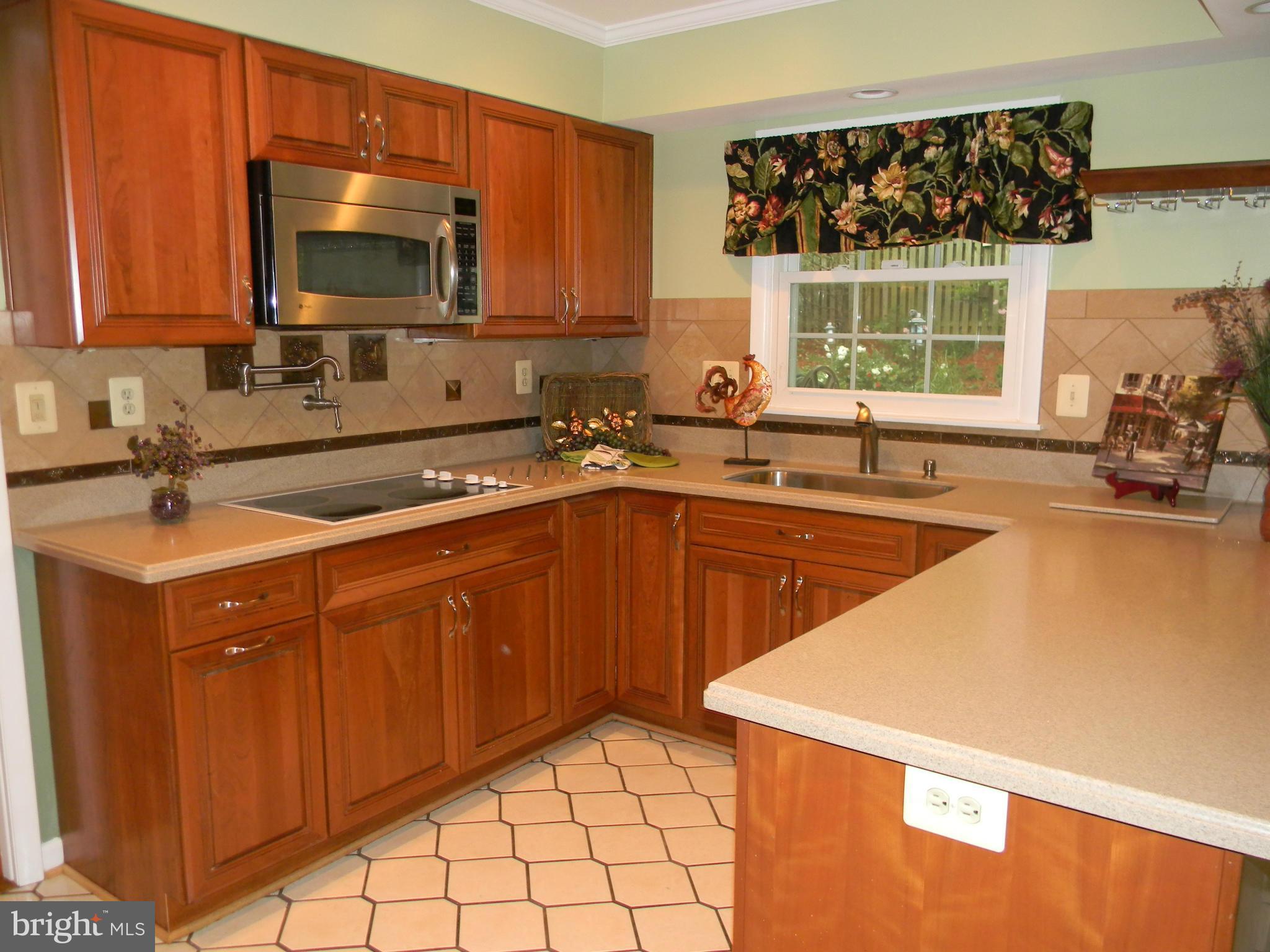 12502 Ivory Pass Laurel, MD 20708 - Photo 8 of 30 Kitchen