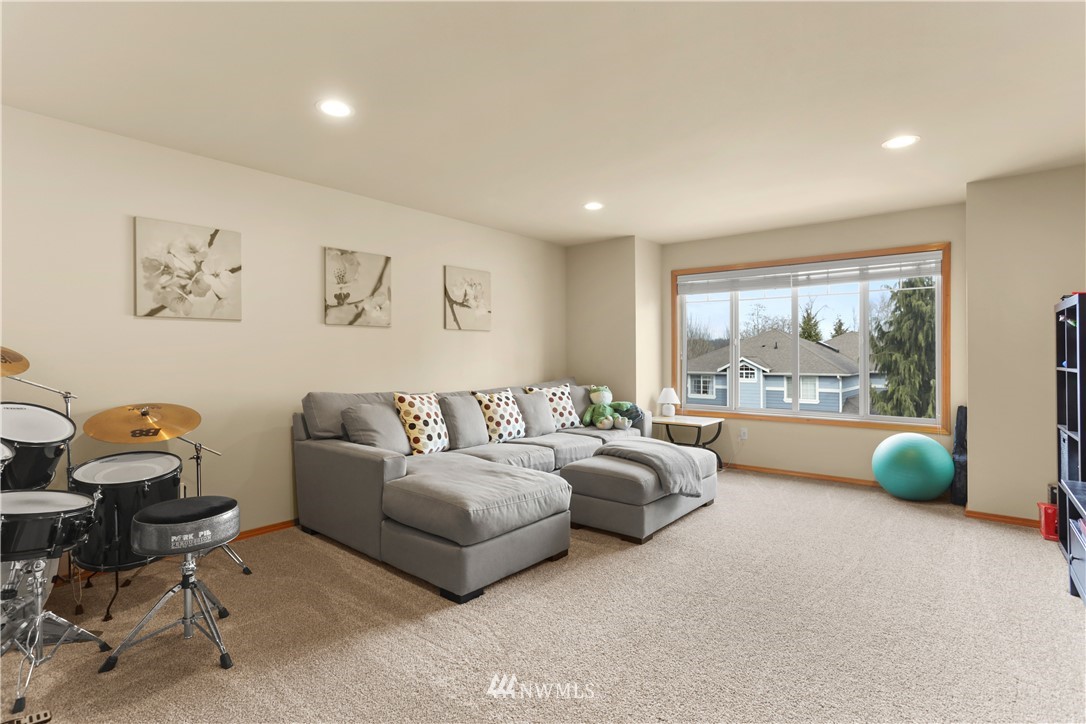 1130 184th Place Southeast Bothell, WA 98012 - Photo 17 of 30 Gallery Image 17