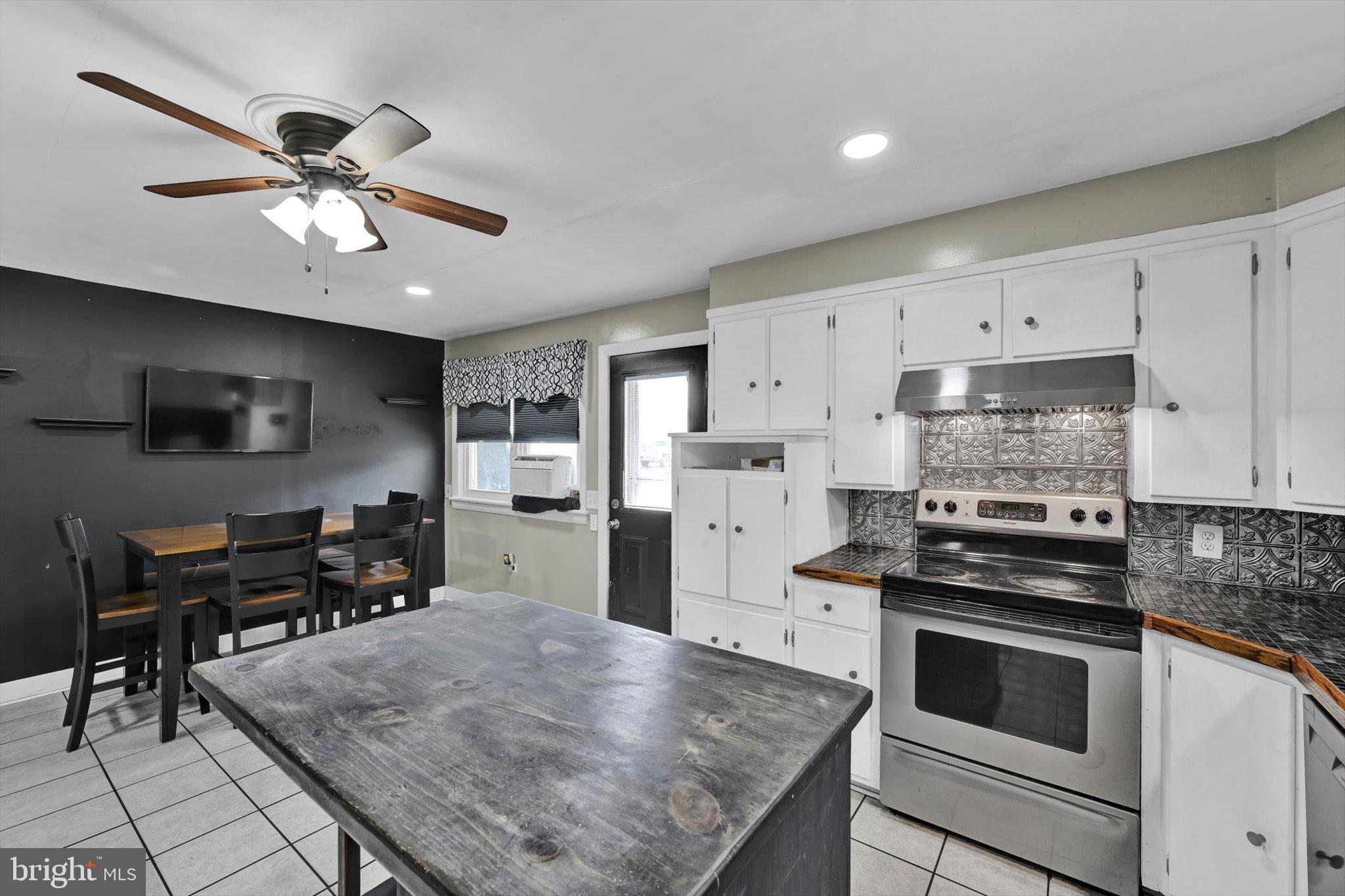 310 South Goodspring Road Hegins, PA 17938 - Photo 18 of 43