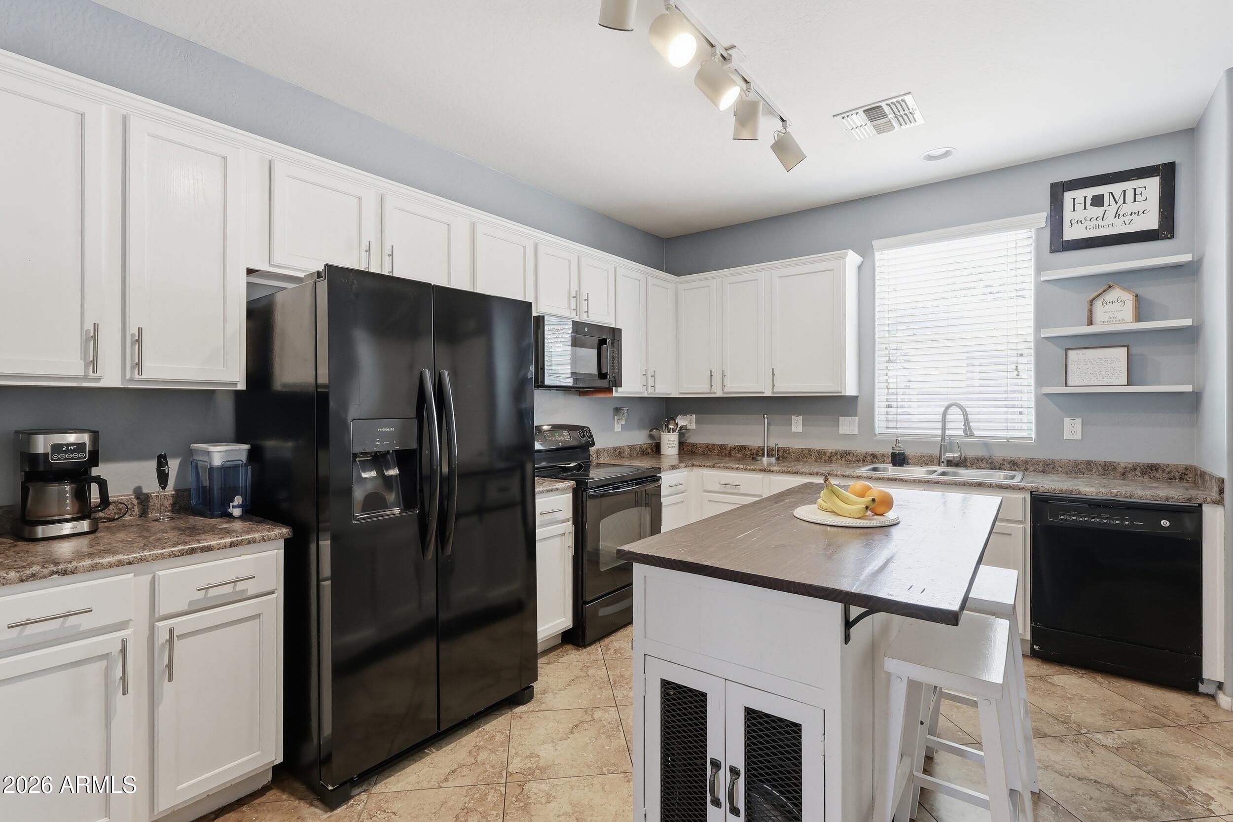 4027 East Milky Way Gilbert, AZ 85295 - Photo 13 of 38 14_img_1296